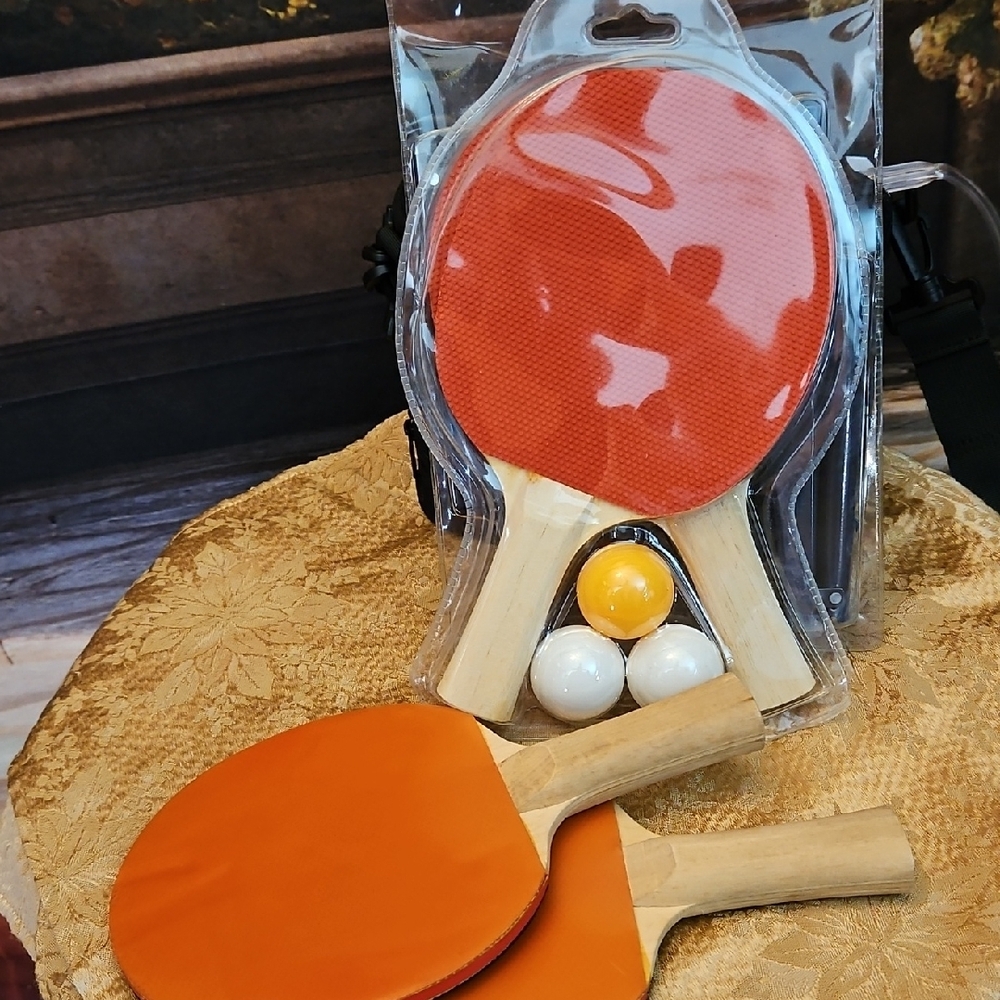 PingPong Set with Orange Paddles and Balls Including Table Net & Stand - Picture 6 of 11